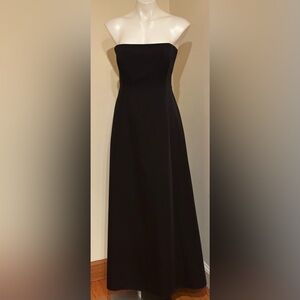 CL BY LAUNDRY Unique Black Strapless Open Back With 3 Thin Elastic Bands Sz 8P.